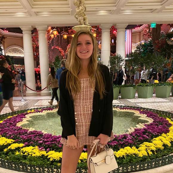 mallory_fields